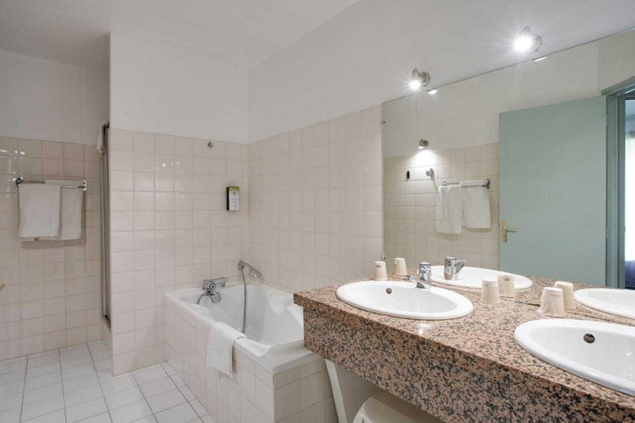 Les Hameaux De Lozere Sure Hotel Collection By Best Western Fournels Exterior photo