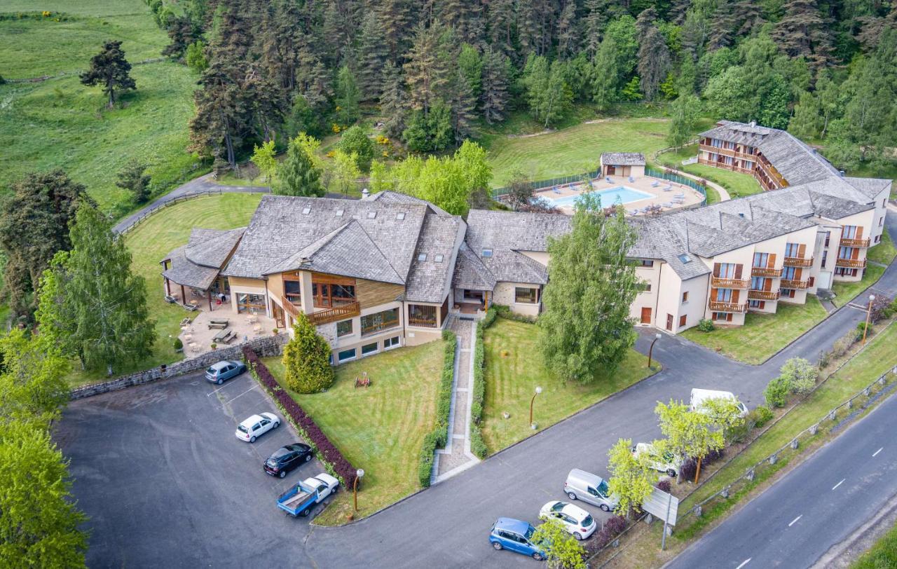 Les Hameaux De Lozere Sure Hotel Collection By Best Western Fournels Exterior photo